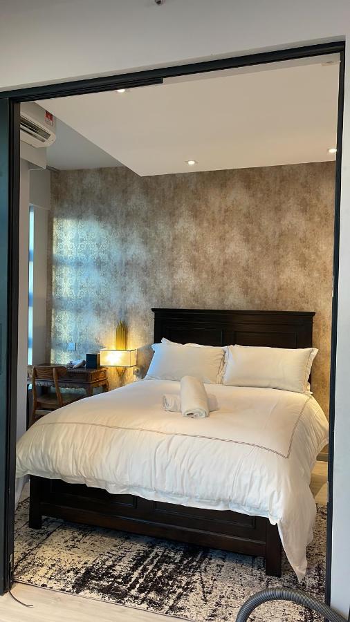 Petronella Suites Apartment @ Jesselton Quay โกตาคินาบาลู ภายนอก รูปภาพ