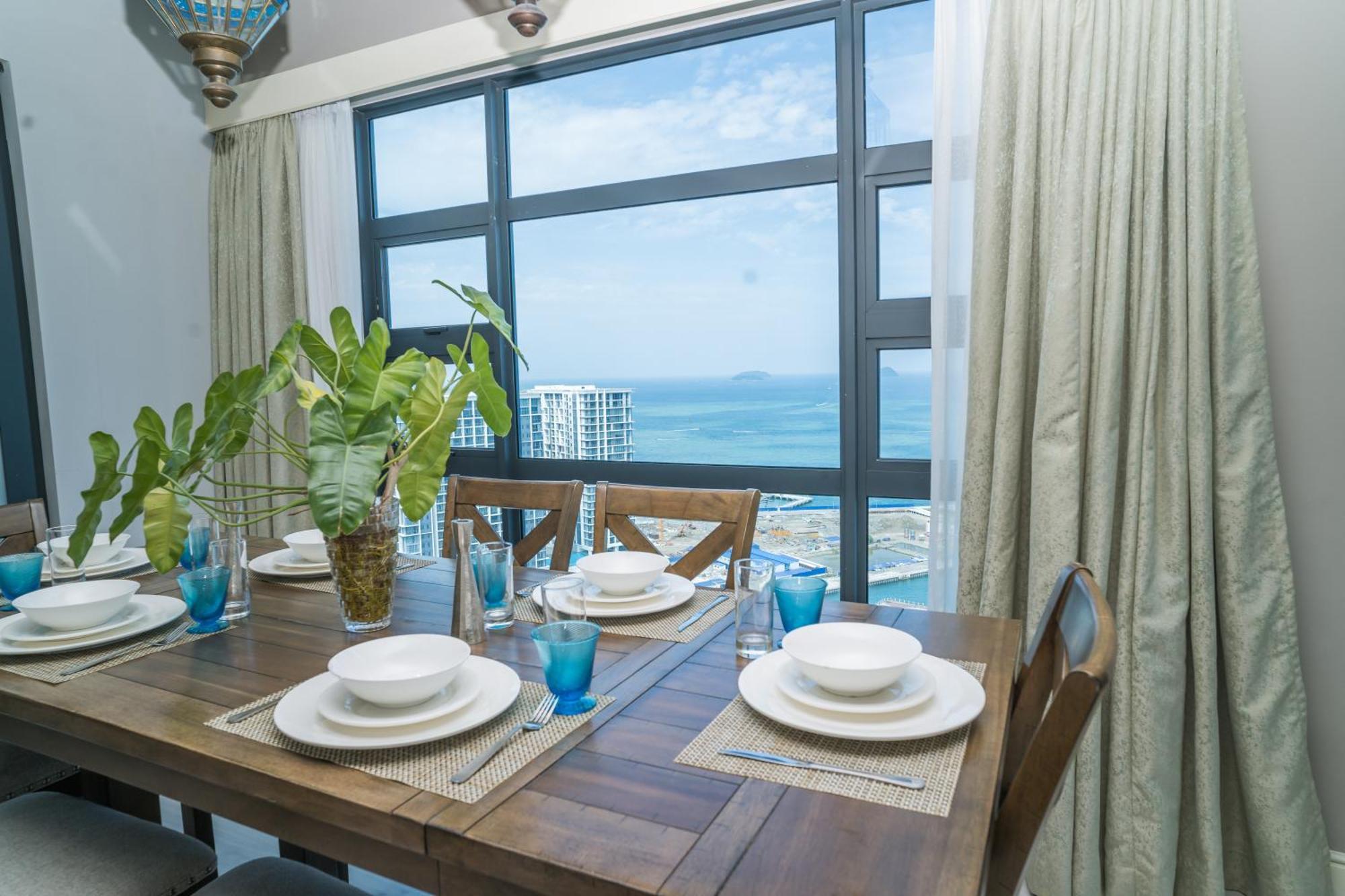Petronella Suites Apartment @ Jesselton Quay โกตาคินาบาลู ภายนอก รูปภาพ