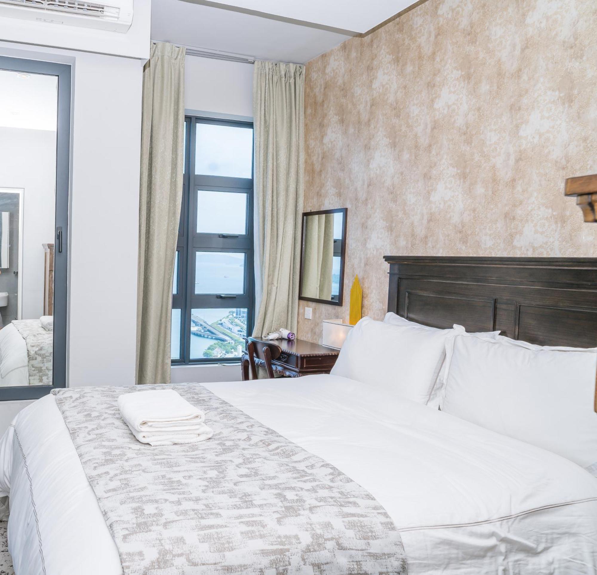Petronella Suites Apartment @ Jesselton Quay โกตาคินาบาลู ภายนอก รูปภาพ