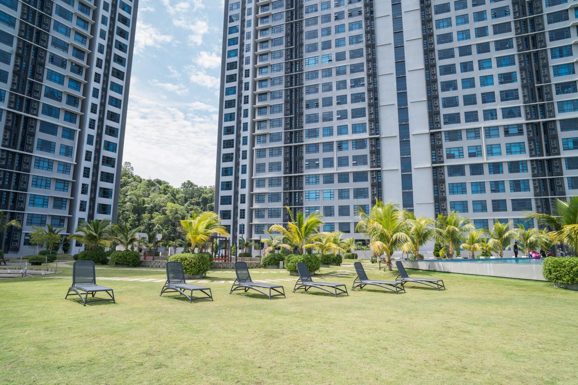 Petronella Suites Apartment @ Jesselton Quay โกตาคินาบาลู ภายนอก รูปภาพ